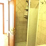 Ad Apartament *