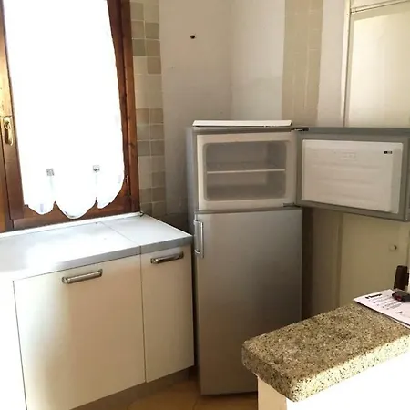 Apartment Ad